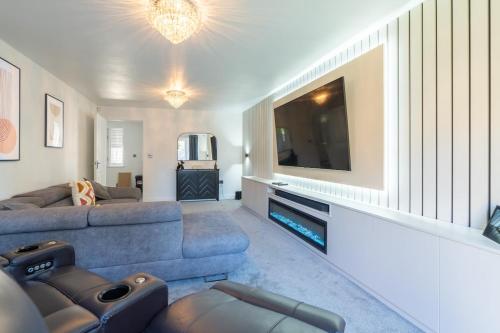 Közös társalgó / TV, Littlecote Manor 7BR in Walton