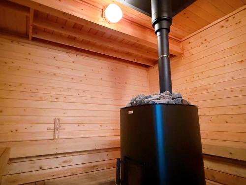 森のぽつんとリゾート貸切Villa 最大10名 都心から90分 10人inプライベートサウナ 雨でもBBQ にぎわいOK 完全プライベート空間