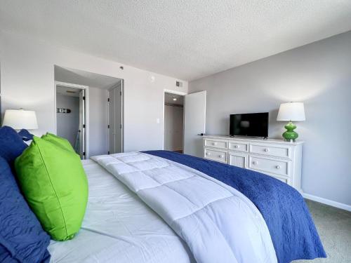 Atlantic Dunes 501 3 Br condo by RedAwning – North Myrtle Beach, SC