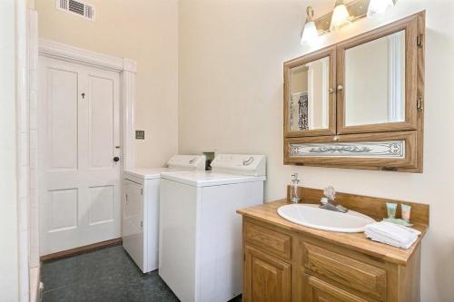 Charlton On Lafayette - image 11