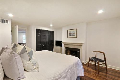 Isaac LaRoche House Garden Level - image 11