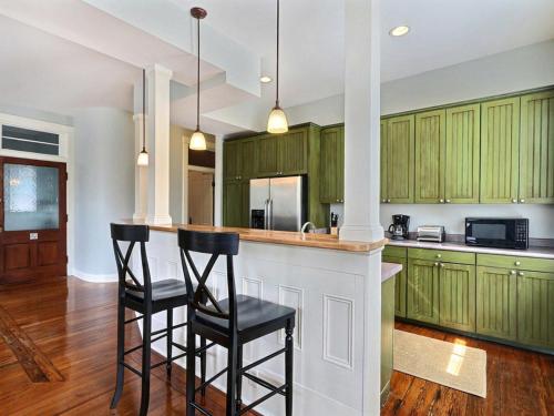 Lafayette Row Unit 2 - image 11