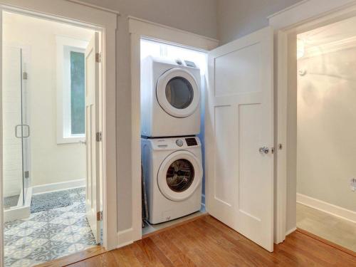 Heated Pool Access 5 Star Flex Cancelation Grocery Delivery - image 12