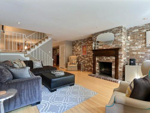 Pickett`s Place - image 8