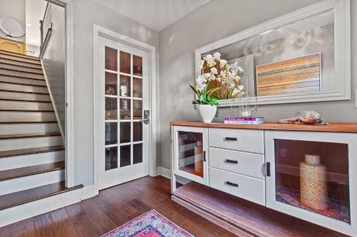 Southern Belle - image 8