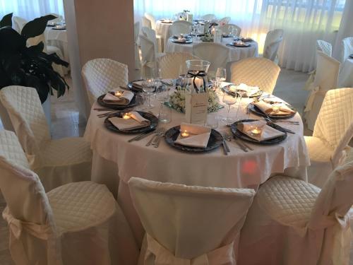 Restorāns, Albergo Ristorante Cavaliere in Caselle In Pittari