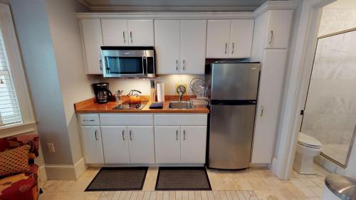Suite Escape - image 6