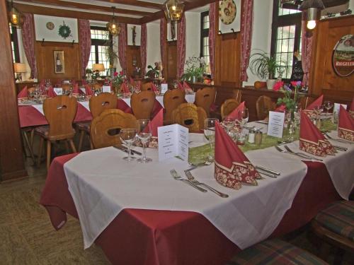 餐廳, 貝勒酒店 (Hotel Beller) in 肯辛根