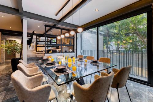 Artful Living in Polanco 3BR w Fast Wifi