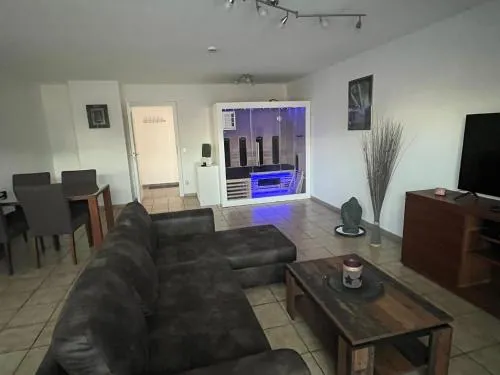 75 qm Ferienwohnung Am Niederrhein mit privater Sauna in Friedrichsfeld, Deutschland