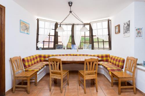 Facilities, La Tortuga Hostel in Tenerife