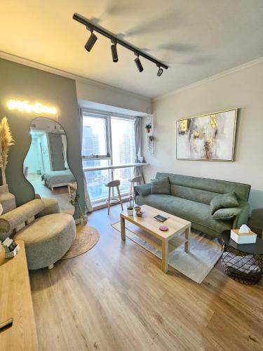 JLT Studio, Steps to Metro, High floor, Smart Home, Dubai
