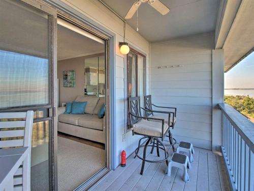 Updated Tybee Condo Community Pool Gone Coastal Beautiful Water Views Short Walk to Beach - main image