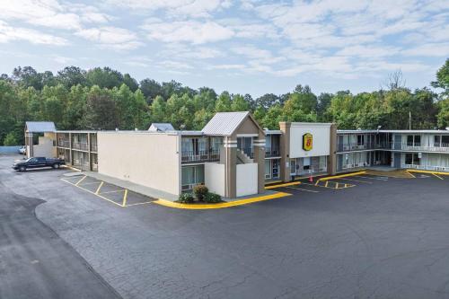 Super 8 by Wyndham Morganton in Morganton, USA