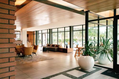Lobby, Andaz Scottsdale Resort Bungalows in Central Scottsdale