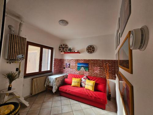 2 bedrooms, 3 beds