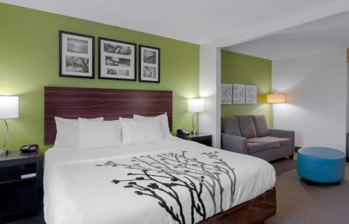 Sleep Inn & Suites At Fort Lee - image 2