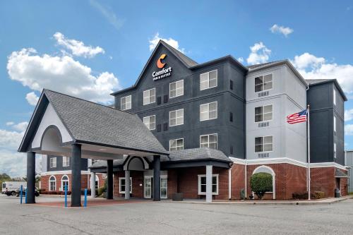 Comfort Inn & Suites Calhoun South in Calhoun, USA