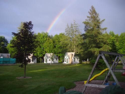 Hearthside Village Cottage Motel In Nh