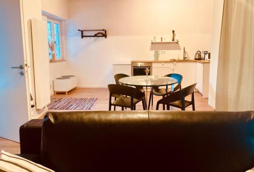 Vendégszoba, Odw homes - Functional workers apartment with terrace in Weinheim