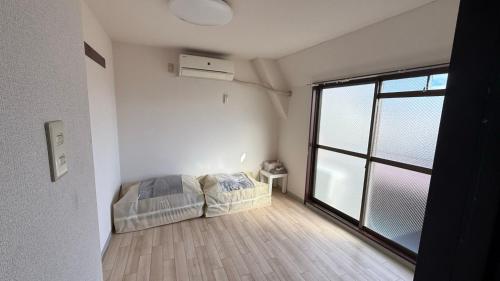 Osaka Umeda West JR Tsukamoto Inn 502