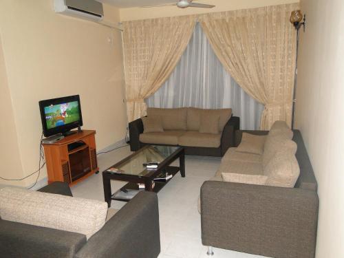 BRAMA Station Court {Apartment}