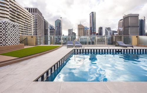 Accommodation Sydney City Centre - 2 Bedroom Pet Friendly Apartment with Hyde Park View - image 6