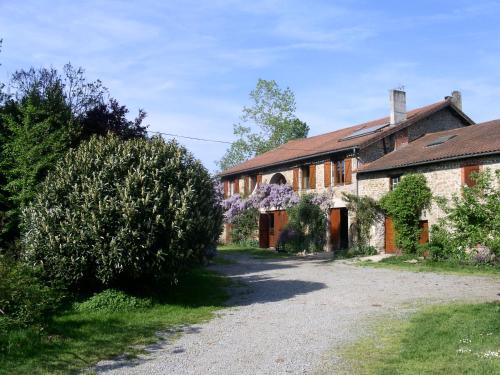 La Ferme de Leychoisier - Accommodation - Bonnac-la-Côte