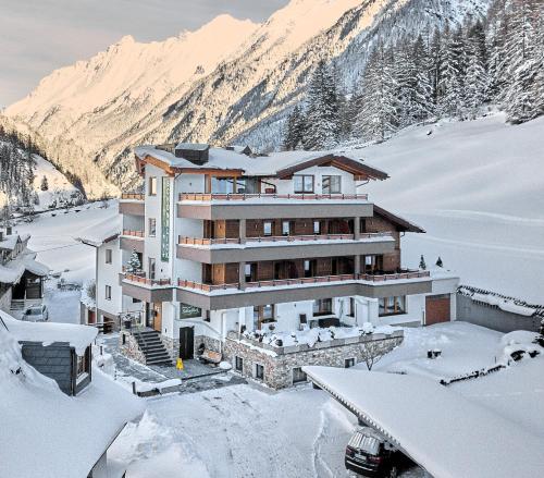 Hotel Garni Schönblick - Hôtel - Sölden