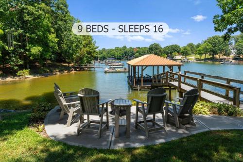 Waddell Waters w/Optional Boat Rental in Mooresville, USA