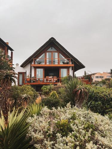 Dreamland Beach House & Studios at Supertubes - Thornhill