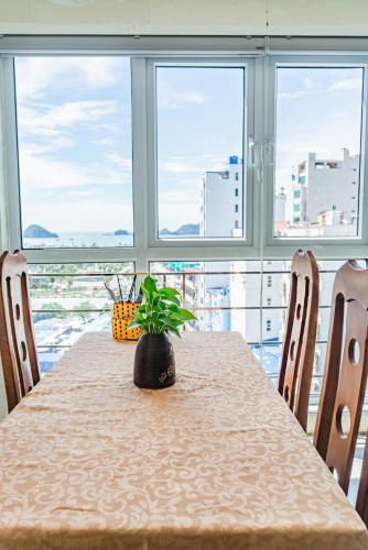 Sea Dragon Hotel Cat Ba & Aparment - 레스토랑