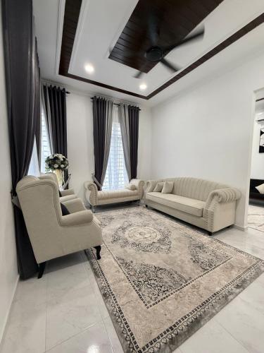 Shurga villa in Pantai Cahaya Bulan (PCB)