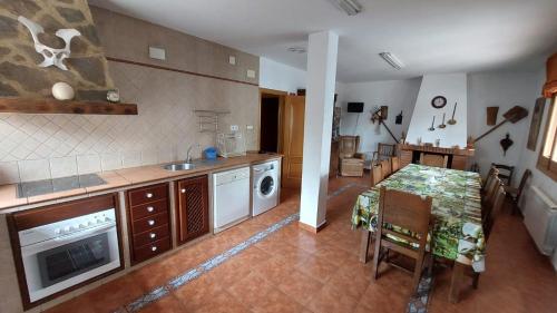 廚房, Casa Rural Ambroz in 薩爾薩德格拉納迪利亞