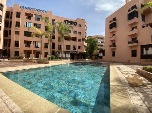Résidence avec 5 Piscines et salle de sport