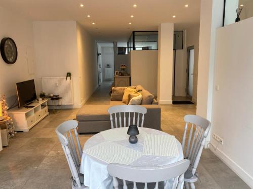 Appartement op Italiëlei, Amberes (foto 9)