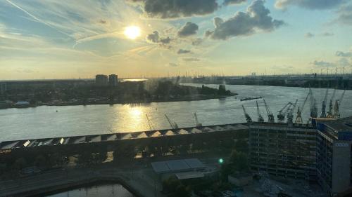 Appartement op Italiëlei, Amberes (foto 3)