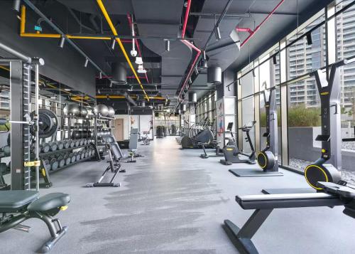 Brand New 2BR Peninsula One with Burj Khalifa View, Дубай (фото 5)