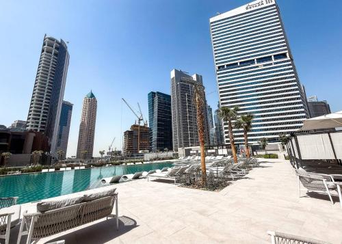 Brand New 2BR Peninsula One with Burj Khalifa View, Дубай (фото 6)