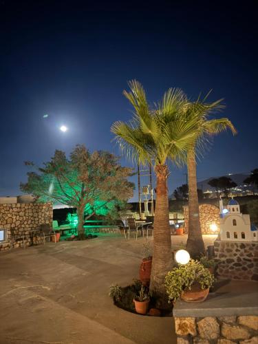Agapi Villas – Karterados, UT