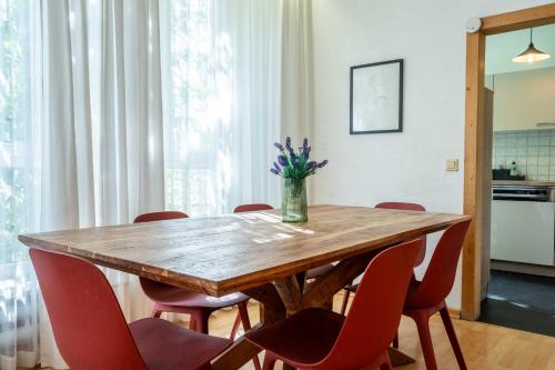 Facilities, Living Eden by we rent, SUMMERCARD INCLUDED near Ban Thai