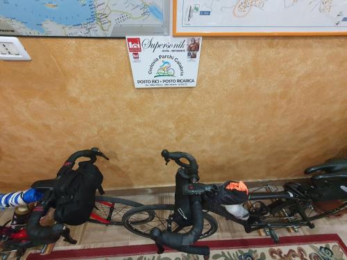 Hotel Ristorante Supersonik - Acri