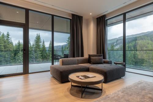 180 grade View Grand Suite