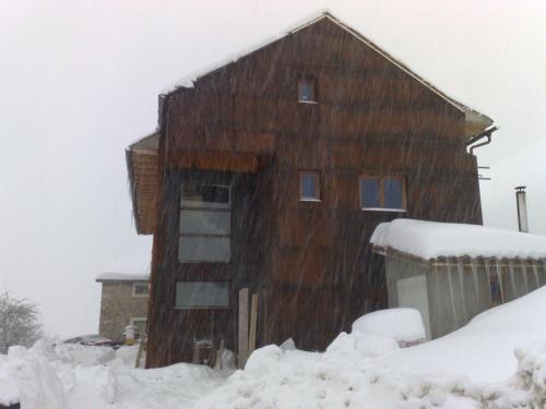Pohled zvenku, Apartamentos Besande in Prioro