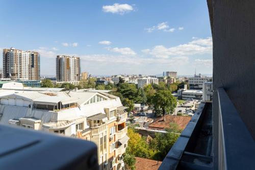 Modern Duplex Loft in Skopje City Center with 3 Bedrooms, Skopje (fotografie 8)