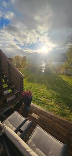 Dārzs, Nordic villa with outdoor jacuzzi and Aurora Borealis view in Vikran