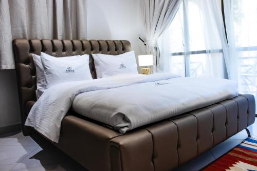 Manaya Luxury Sunset & Serenity Serviced 2Bedroom by Diani Beach with Pool & Parking in Mombasa