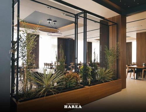 Hotel & Restaurant HAREA in Suva Reka