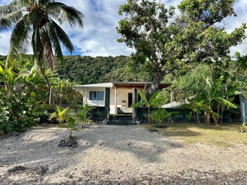 Bord de Mer, Coco Fare Beach, Tahiti, Punaauia