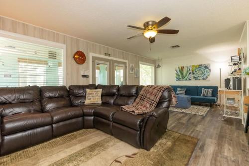 Lazy Cove Waterfront Getaway on Lake LBJ! in Kingsland (TX)